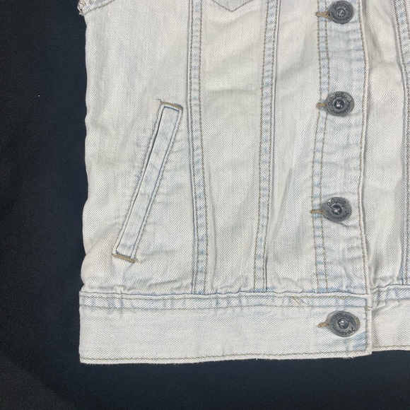 Volcom Women Blue Washed Crop Denim Vest Size XS - Picture 4 of 9